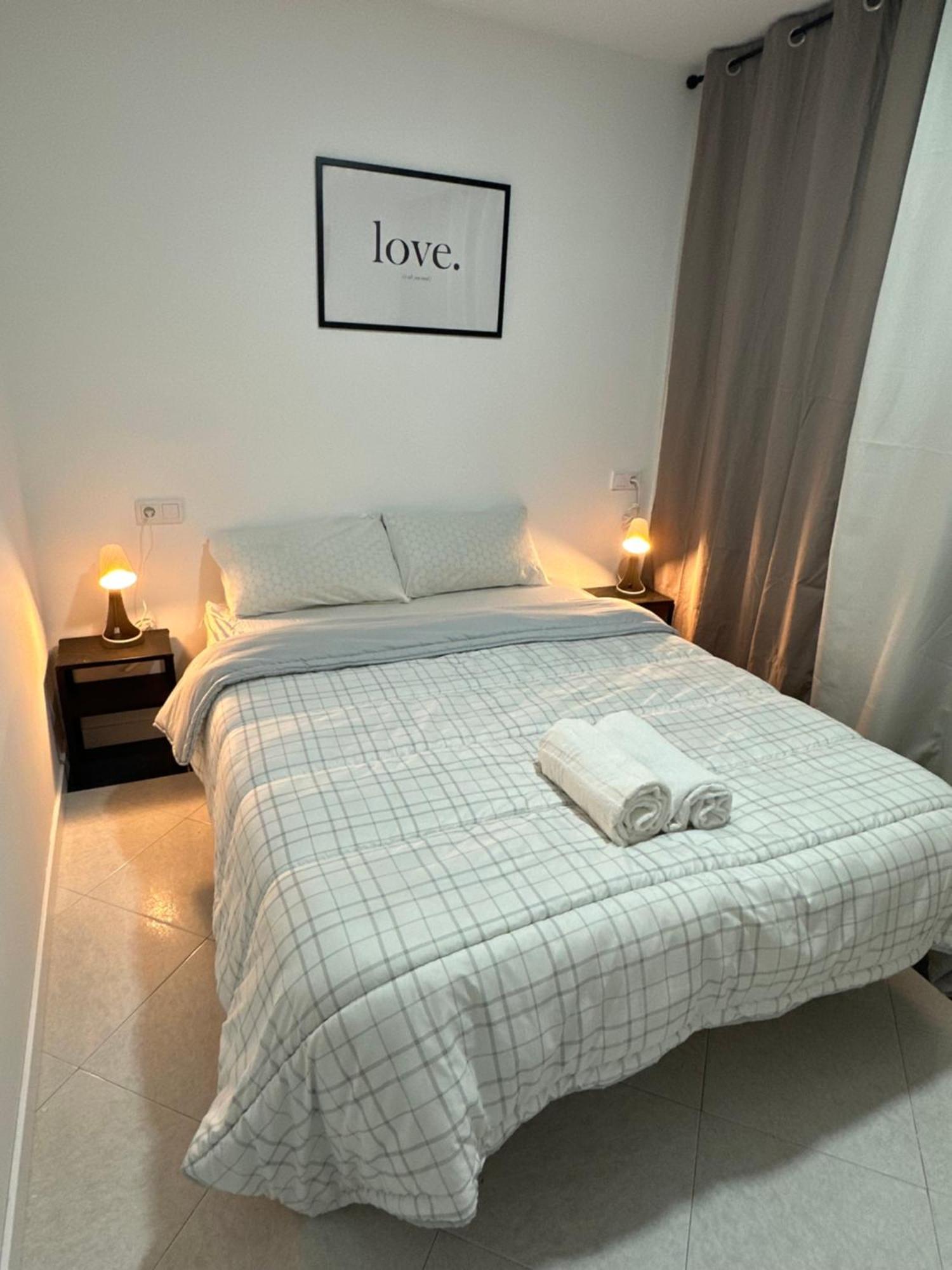 Rooms Mediavilla Madrid Buitenkant foto